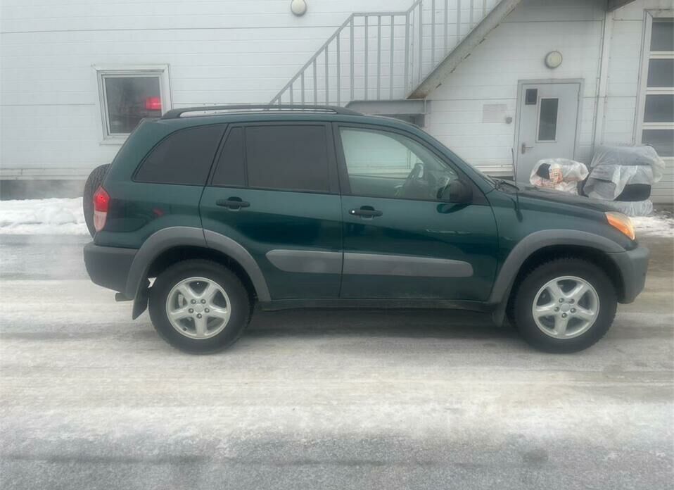 Toyota RAV4 2.0 AT (150 л.с.) 4WD