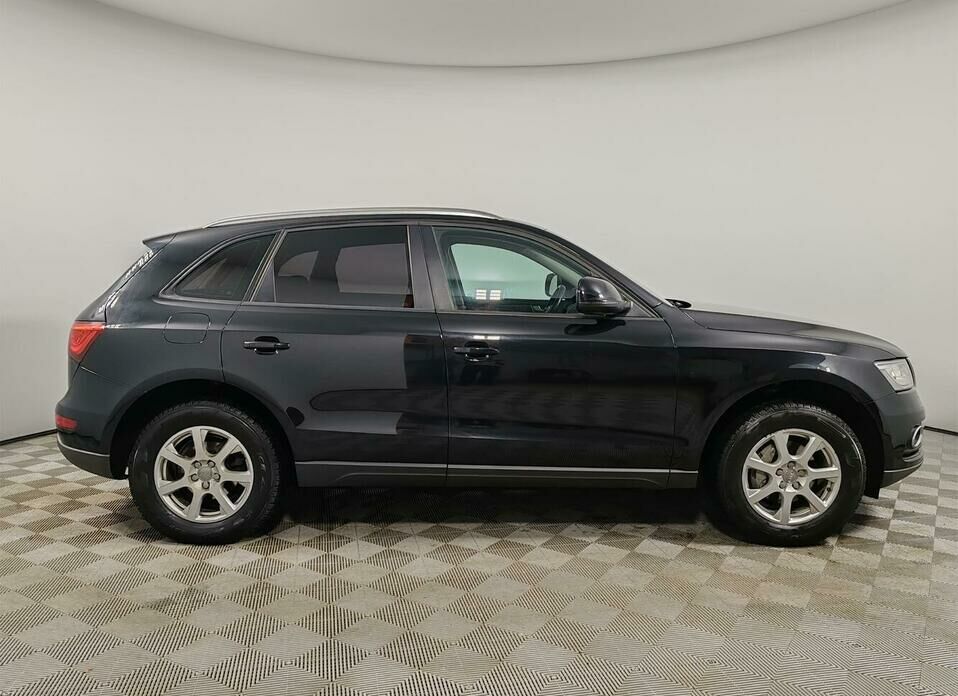 Audi Q5 2.0 AT (225 л.с.) 4WD