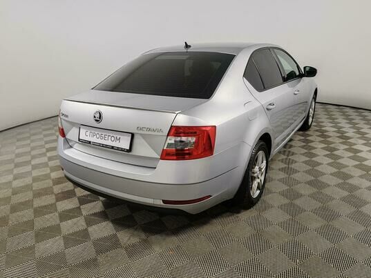 Skoda Octavia, 2018 г., 107 469 км