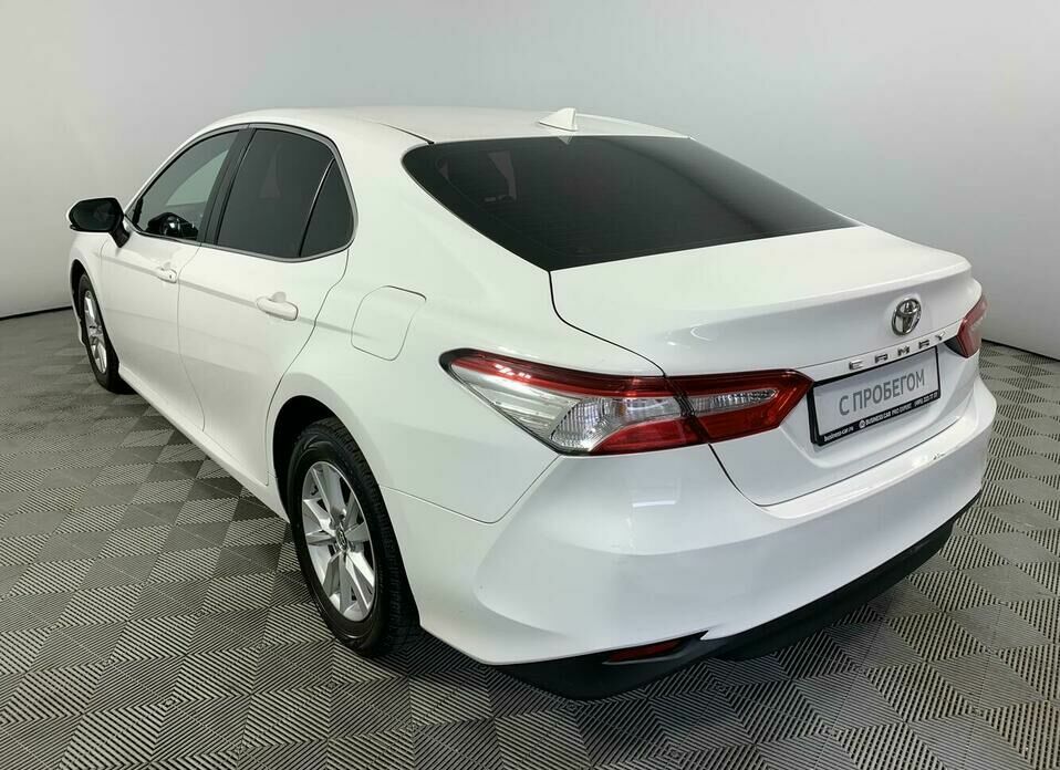 Toyota Camry 2.0 AT (150 л.с.)