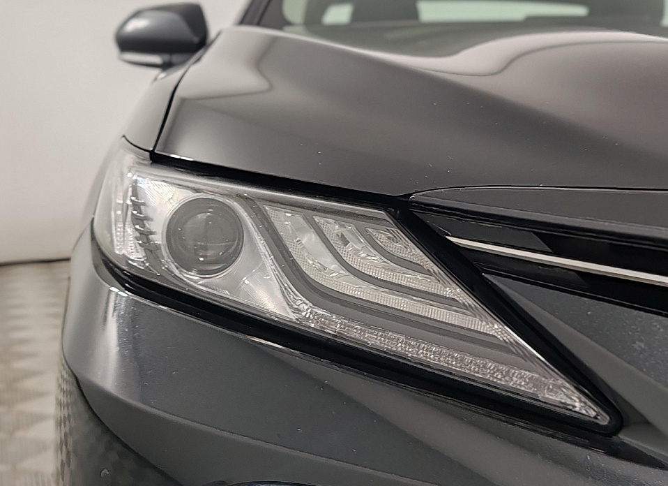 Toyota Camry, VIII (XV70) Рестайлинг 2.5 AT (209 л.с.)