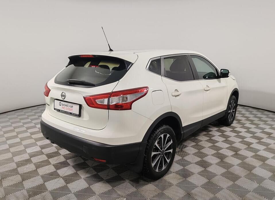 Nissan Qashqai, II 2.0 CVT (144 л.с.)