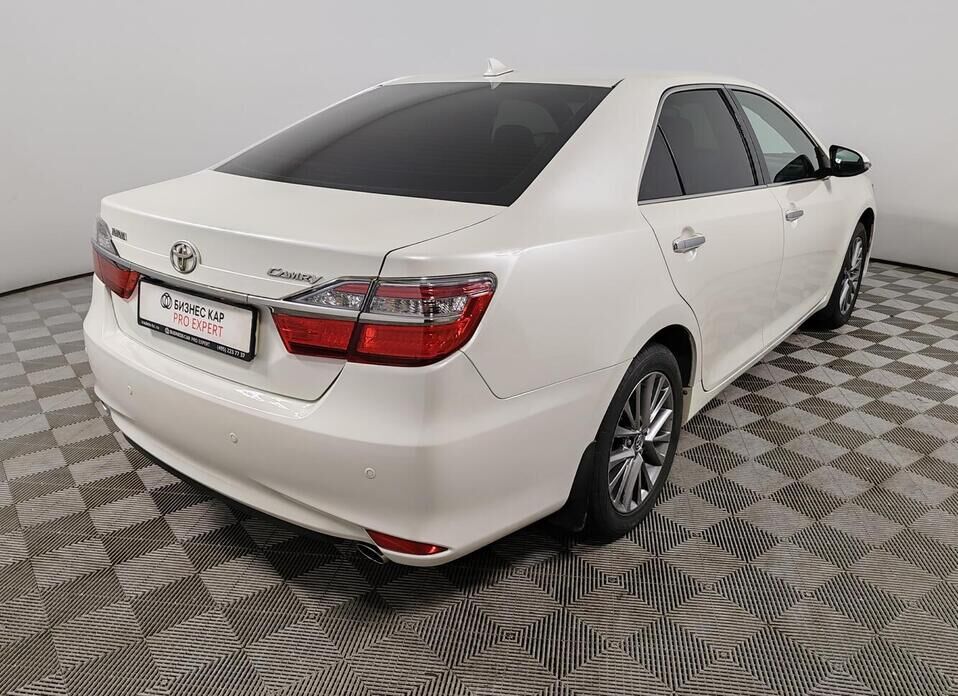 Toyota Camry, VII (XV50) Рестайлинг 2.5 AT (181 л.с.)
