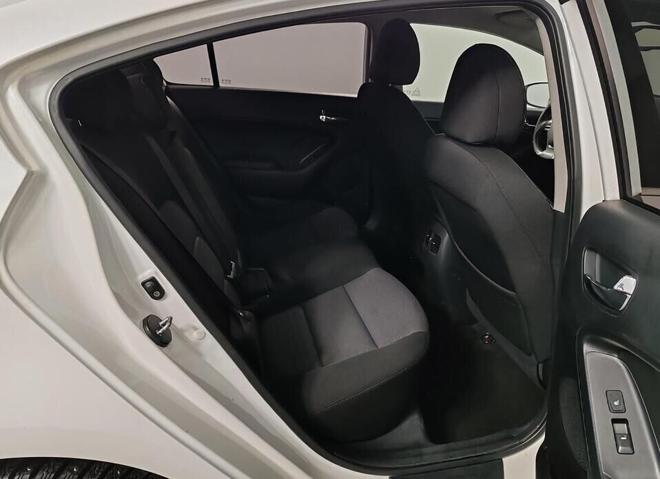 Kia Cerato, III 2.0 AT (150 л.с.)