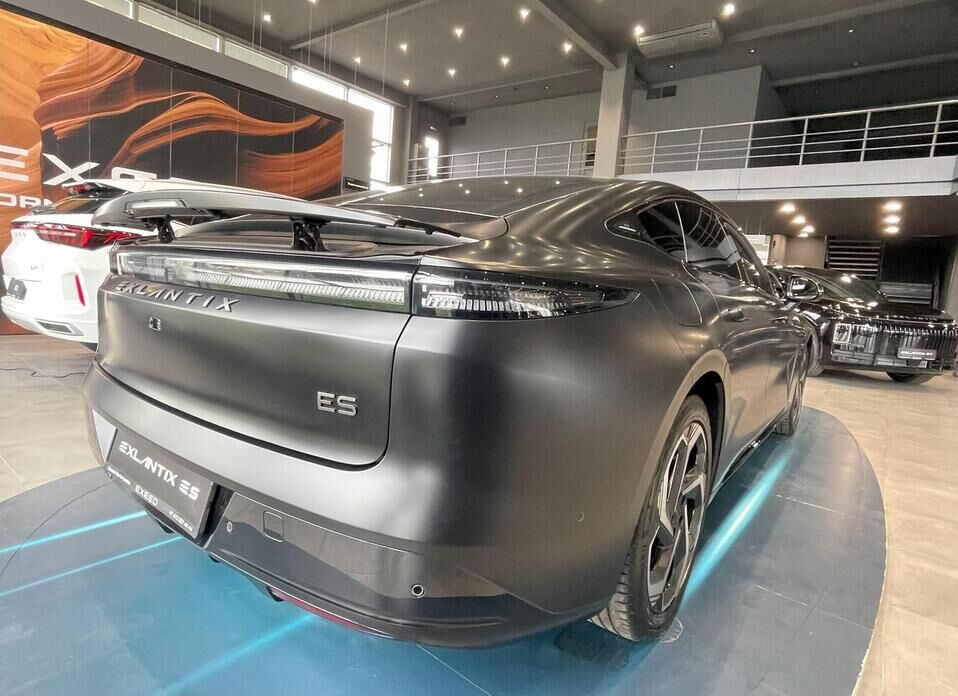 EXEED Exlantix ES 1.5hyb AT (469 л.с.) 4WD