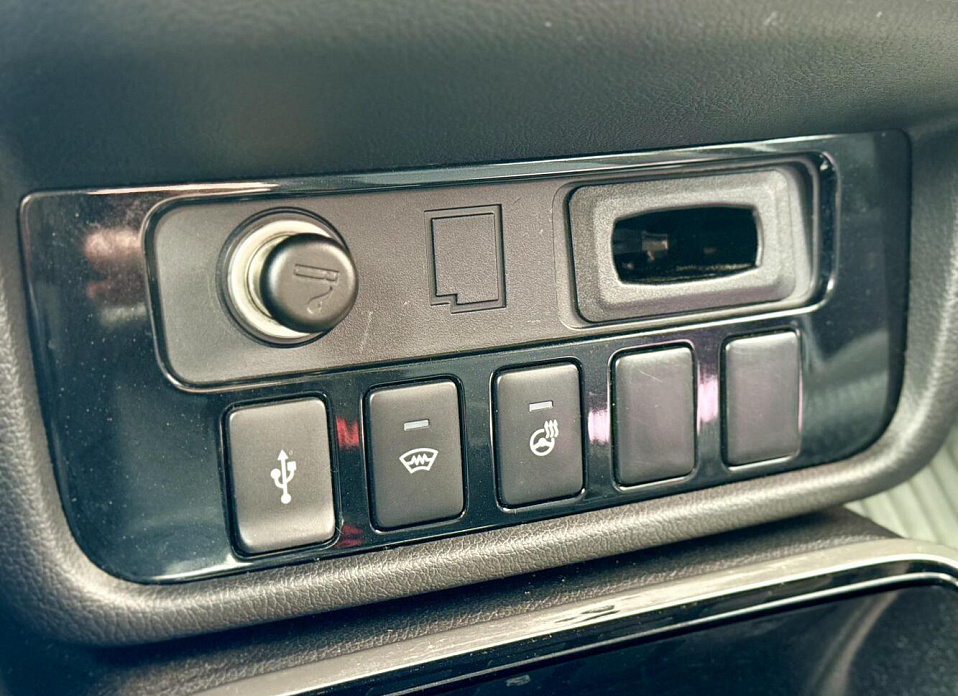 Mitsubishi Outlander, III Рестайлинг 3 2.0 CVT (146 л.с.) 4WD