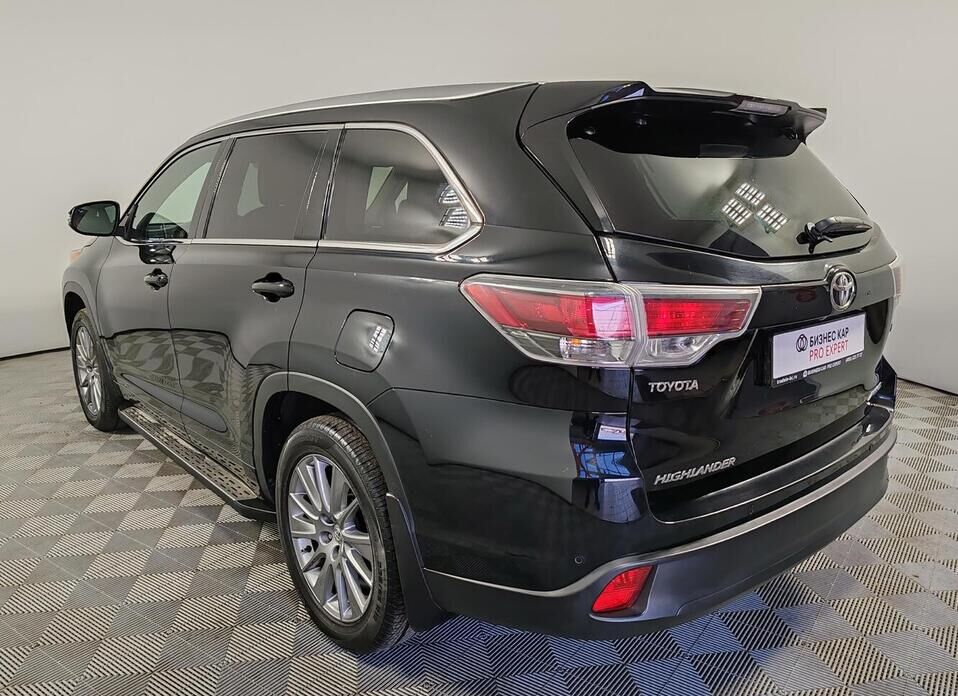 Toyota Highlander 3.5 AT (249 л.с.) 4WD