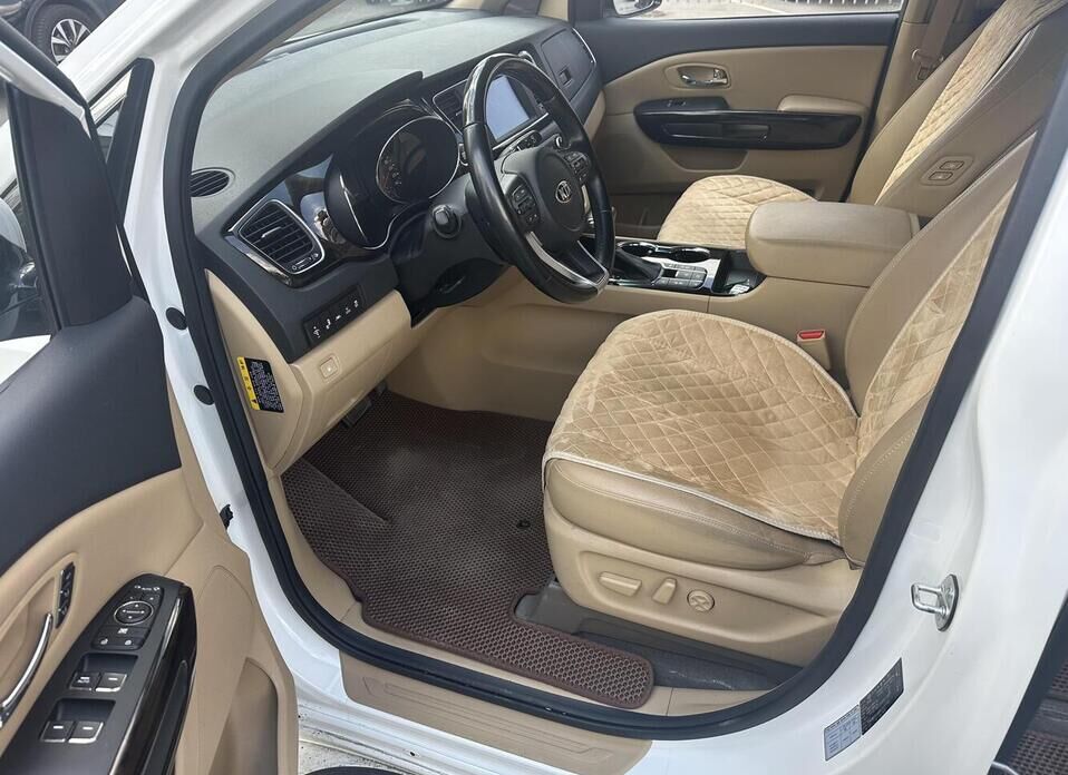 Kia Carnival, III 2.2d AT (202 л.с.)