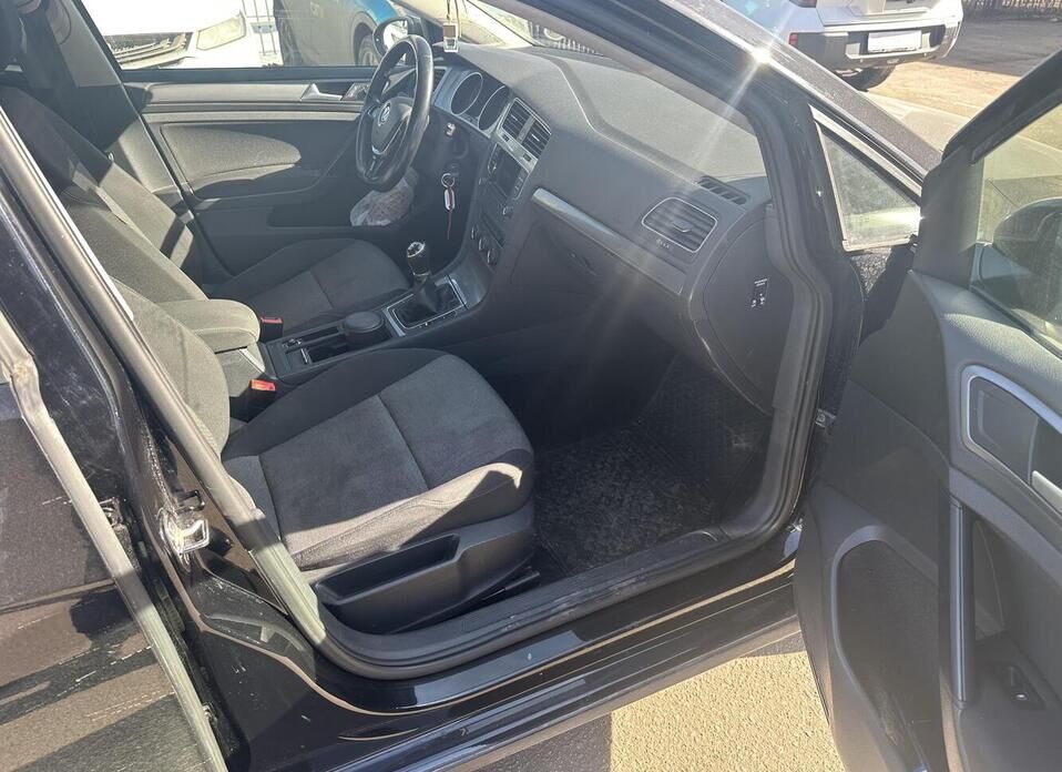 Volkswagen Golf, VI 1.4 MT (122 л.с.)