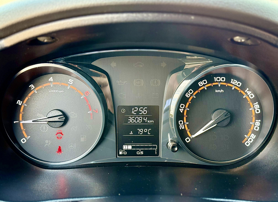 LADA (ВАЗ) Granta, I Рестайлинг 1.6 MT (90 л.с.)