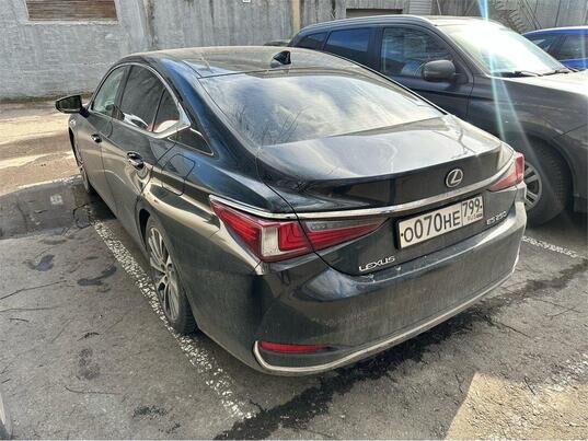 Lexus ES, 2019&nbsp;г., 106&nbsp;524&nbsp;км
