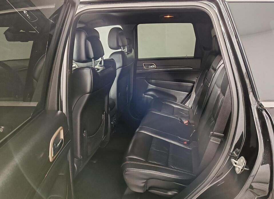 Jeep Grand Cherokee, IV (WK2) Рестайлинг 3.0d AT (243 л.с.) 4WD