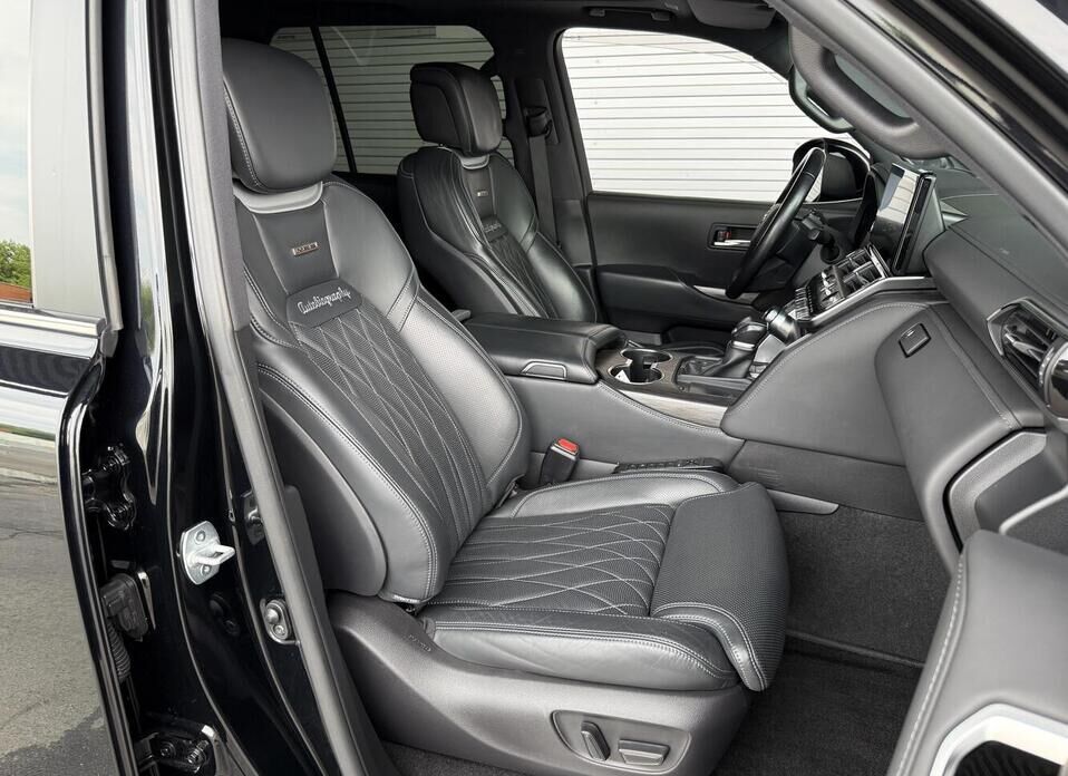 Toyota Land Cruiser, 300 Series 3.3d AT (299 л.с.) 4WD