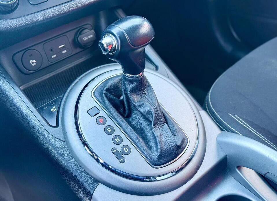 Kia Sportage, III Рестайлинг 2.0 AT (150 л.с.) 4WD