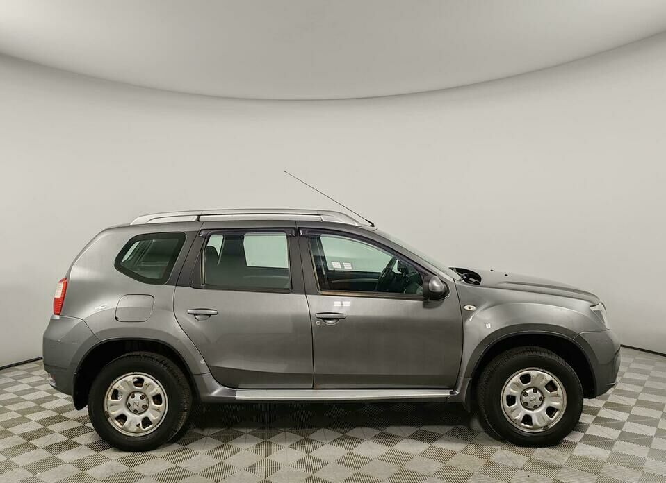 Nissan Terrano 2.0 AT (143 л.с.) 4WD
