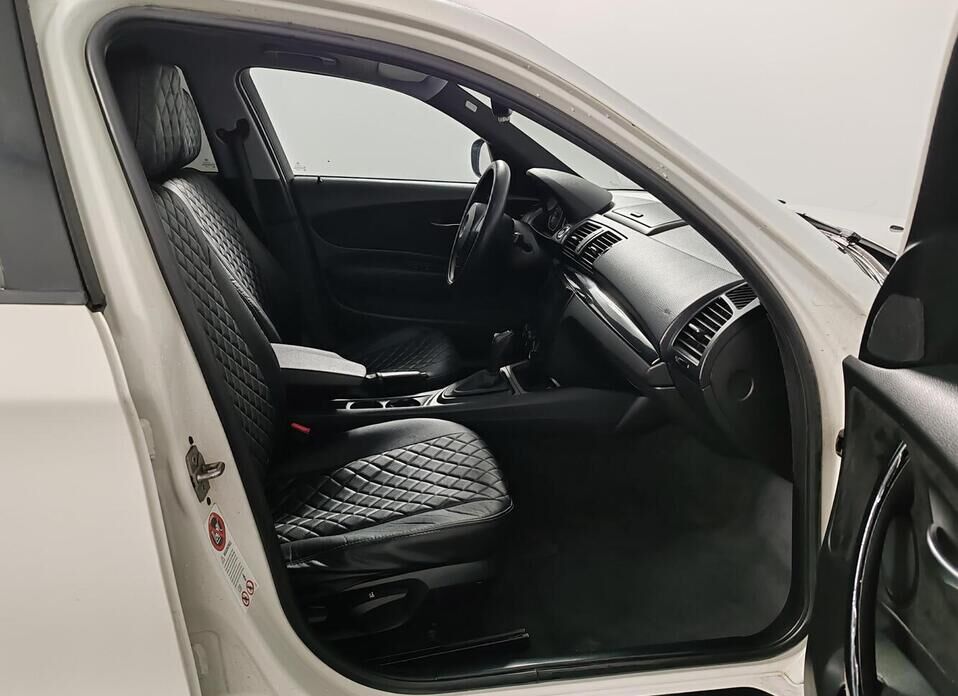 BMW 1 серии, I (E81/E82/E87/E88) Рестайлинг 118i 2.0 AT (136 л.с.)