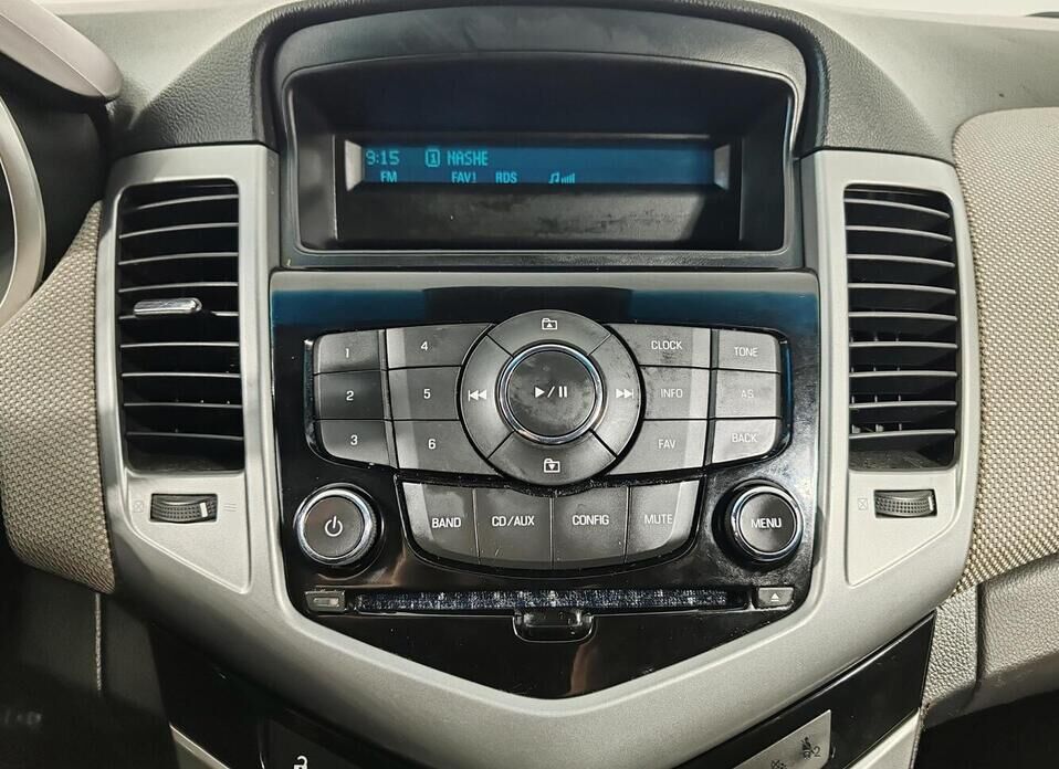 Chevrolet Cruze, I 1.6 MT (109 л.с.)