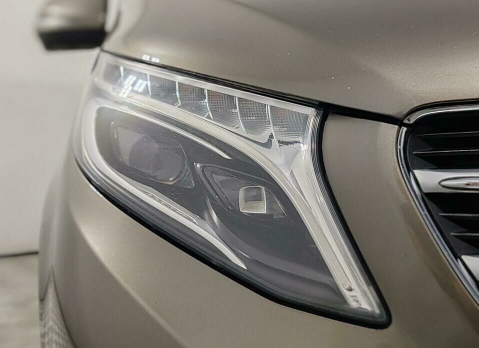 Mercedes-Benz V-Класс 250 d компактный 2.1d AT (190 л.с.) 4WD