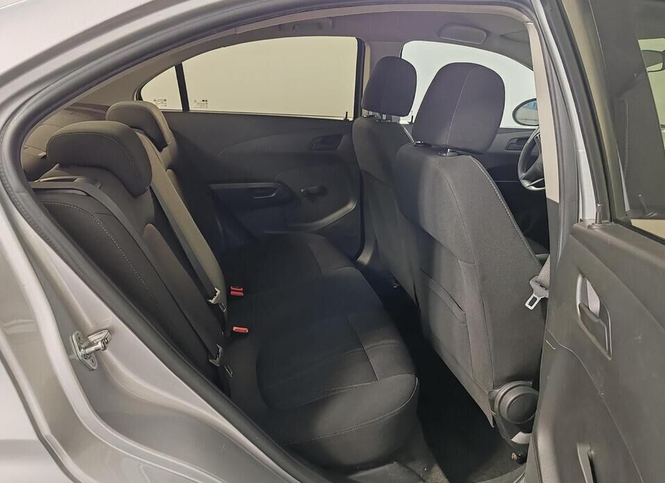 Chevrolet Aveo, II 1.6 MT (115 л.с.)