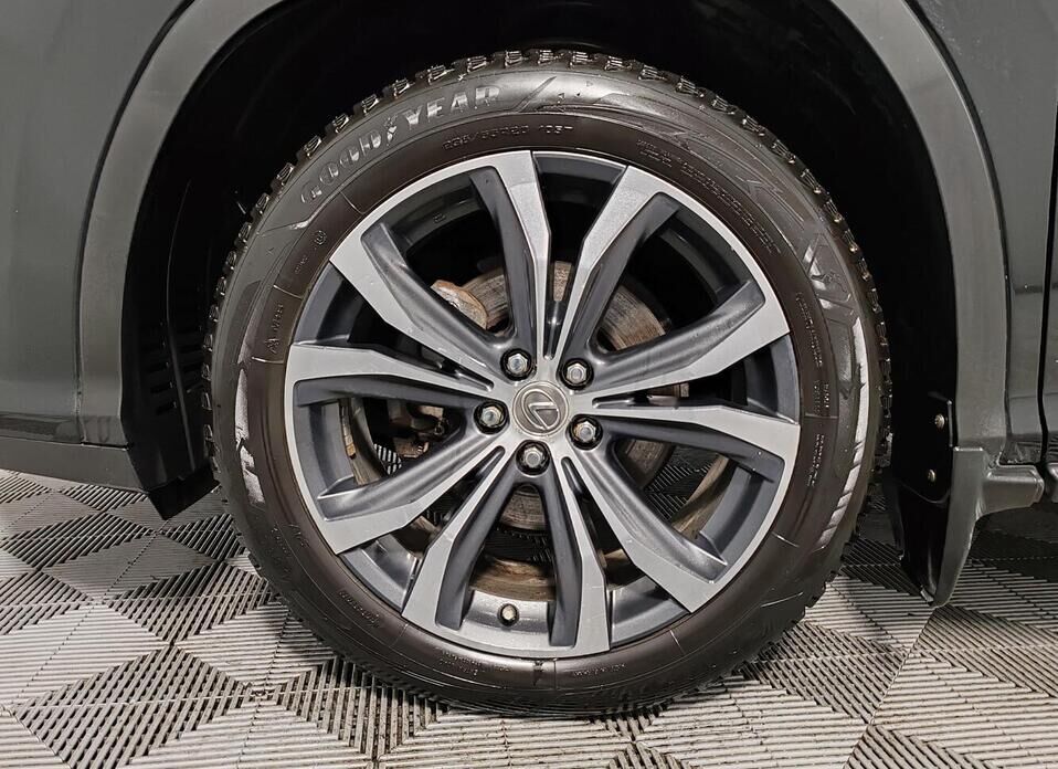 Lexus RX, IV 350 3.5 AT (300 л.с.) 4WD