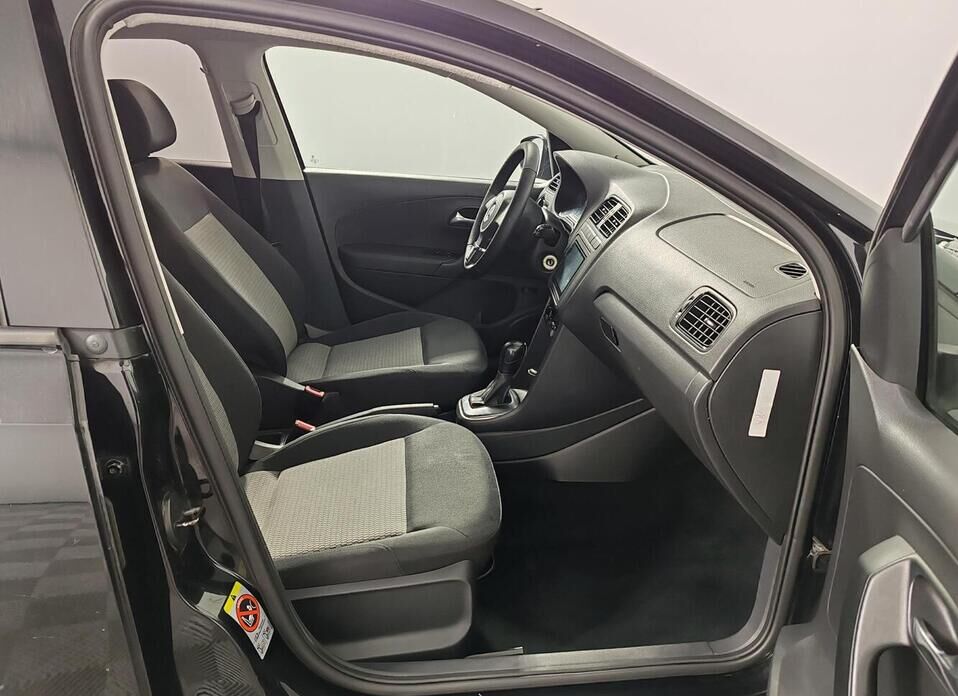 Volkswagen Polo, V 1.6 AT (105 л.с.)