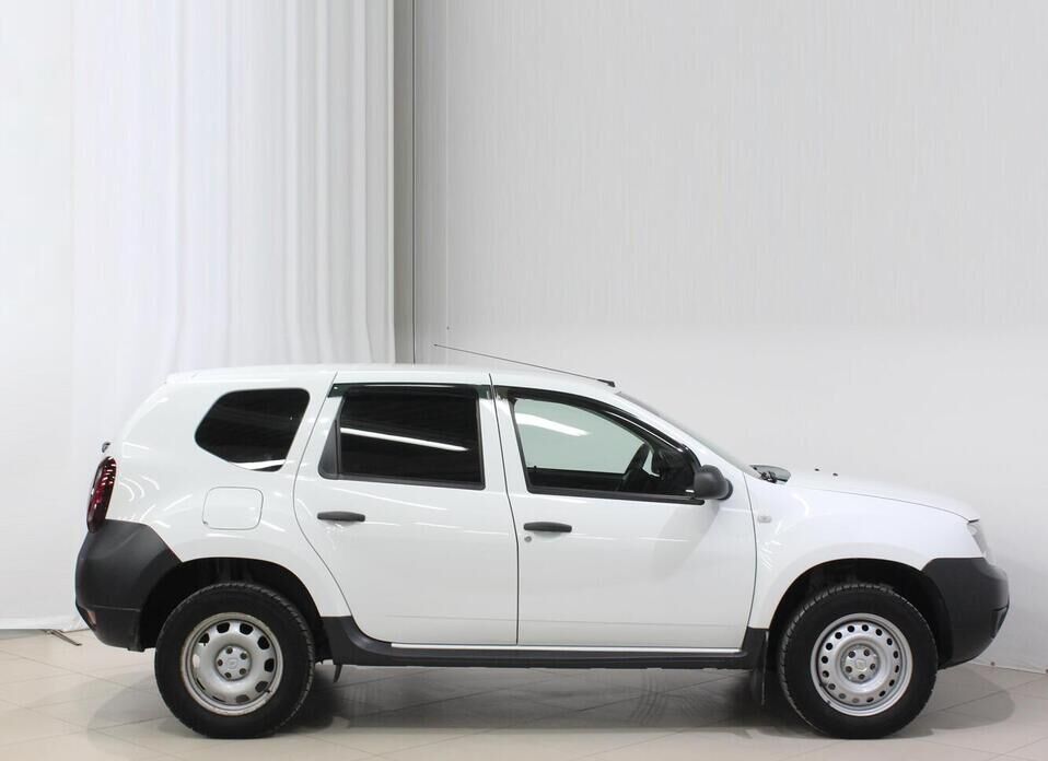 Renault Duster, I Рестайлинг 1.6 MT (114 л.с.)