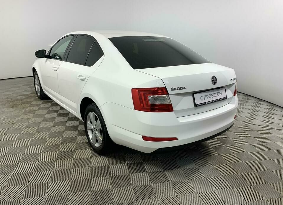 Skoda Octavia 1.2 MT (105 л.с.)