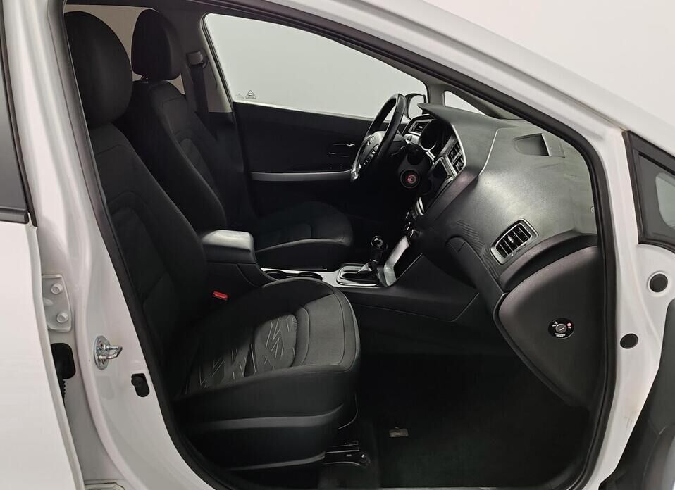 Kia Ceed 1.6 AT (130 л.с.)