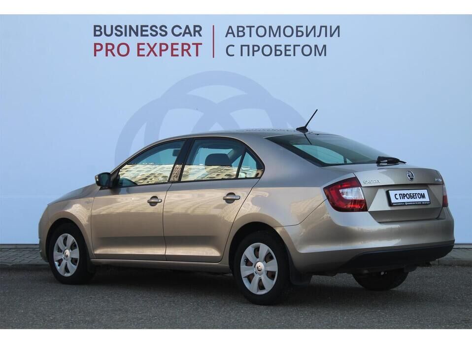 Skoda Rapid 1.6 AT (110 л.с.)