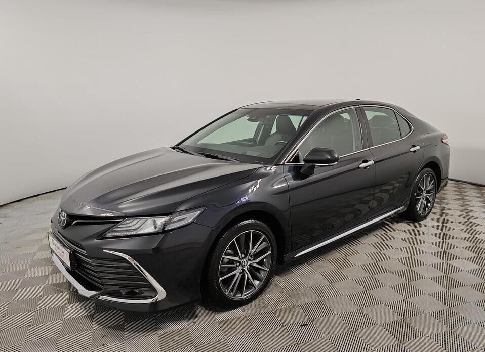 Toyota Camry 2.5 AT (209 л.с.)