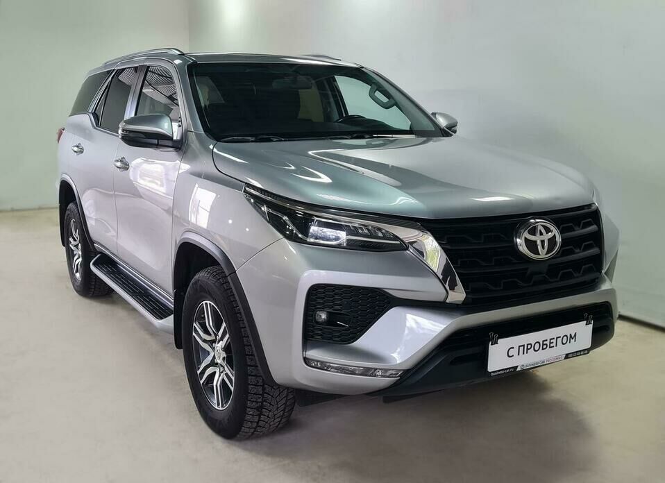 Toyota Fortuner 2.8d AT (200 л.с.) 4WD