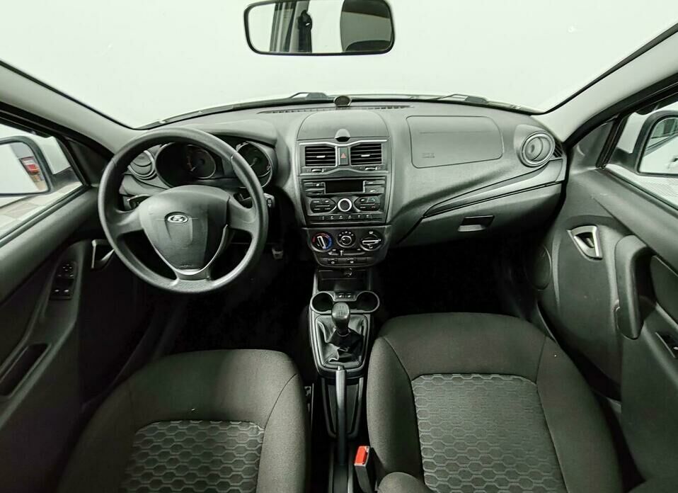 LADA (ВАЗ) Granta 1.6 MT (90 л.с.)