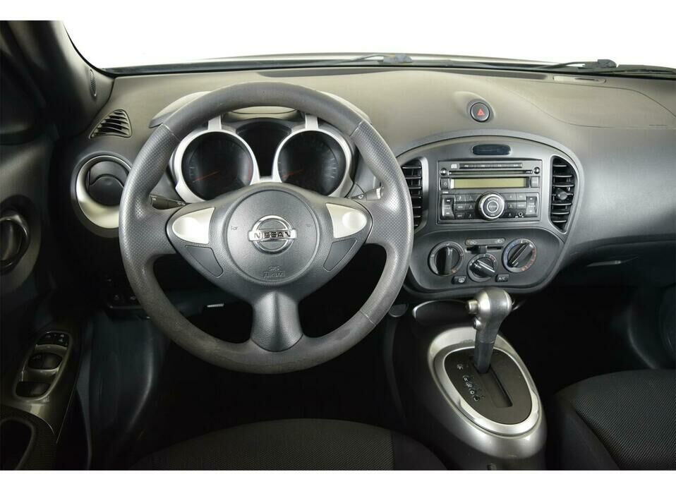 Nissan Juke 1.6 CVT (117 л.с.)