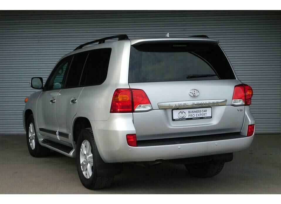 Toyota Land Cruiser 4.6 AT (309 л.с.) 4WD