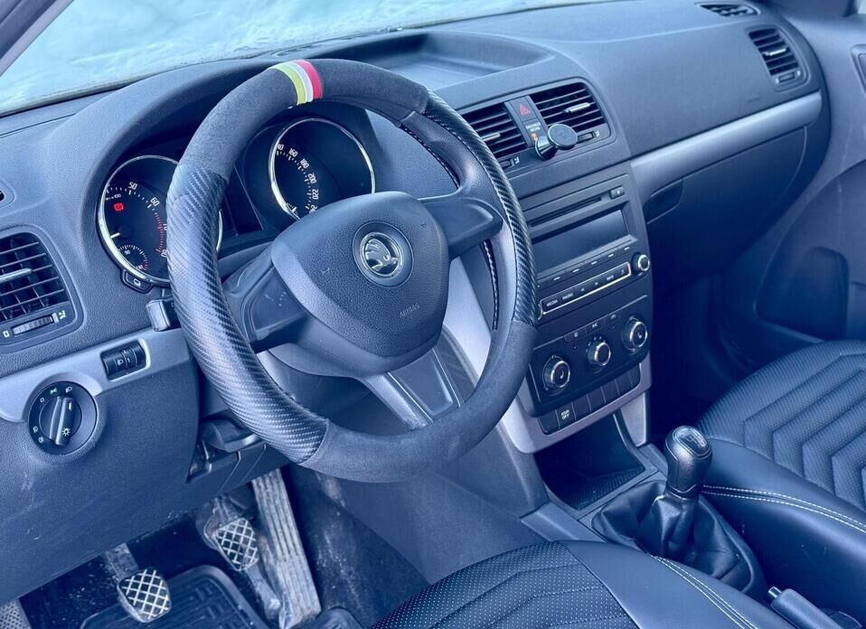 Skoda Yeti, I Рестайлинг 1.2 AMT (105 л.с.)