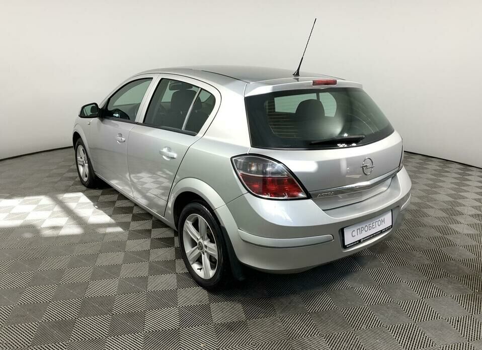 Opel Astra 1.8 MT (140 л.с.)