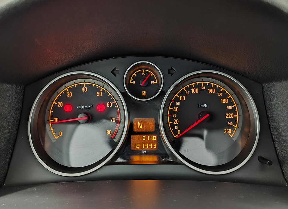 Opel Astra, H Рестайлинг 1.6 AMT (115 л.с.)