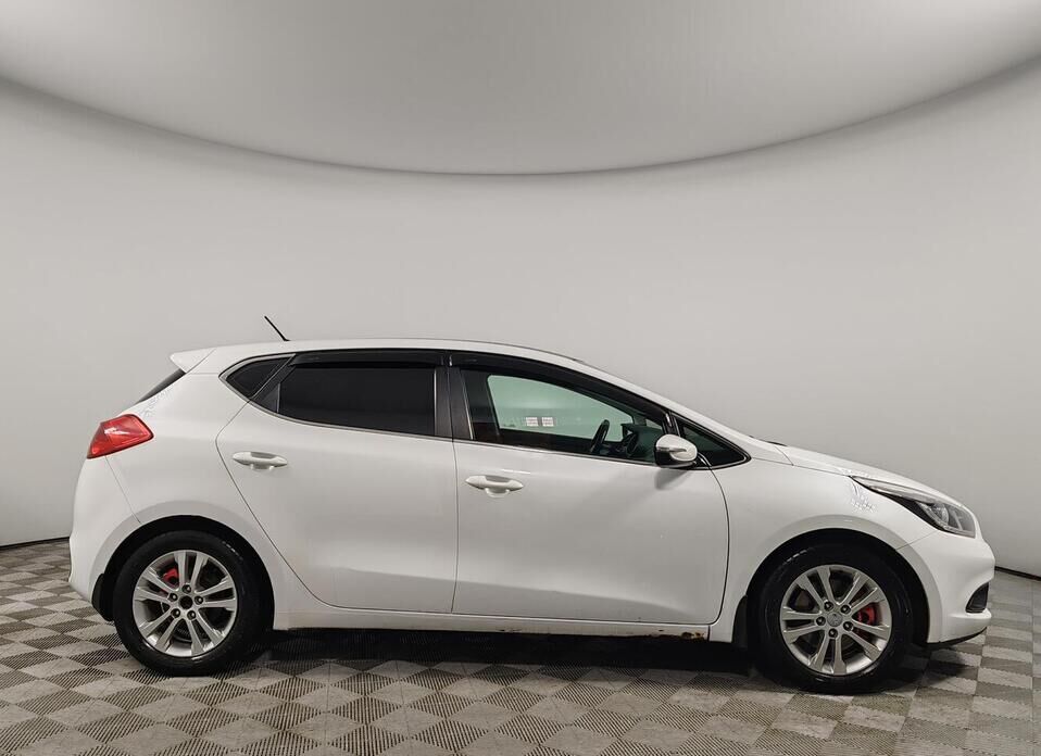 Kia Ceed, II 1.6 AT (129 л.с.)