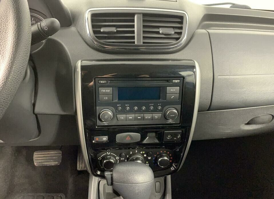 Nissan Terrano 2.0 AT (135 л.с.)