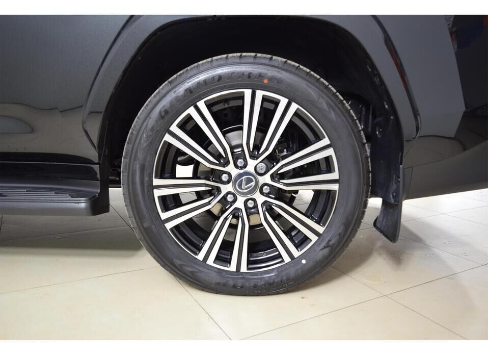 Lexus LX, IV 600 3.5 AT (415 л.с.) 4WD