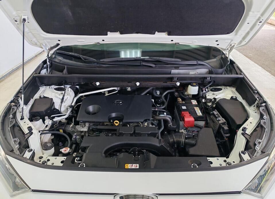 Toyota RAV4, V (XA50) 2.0 MT (149 л.с.)