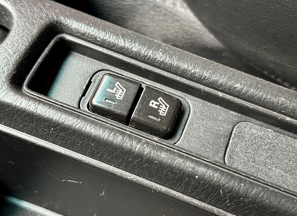 Honda Accord, VI 2.0 MT (147 л.с.)