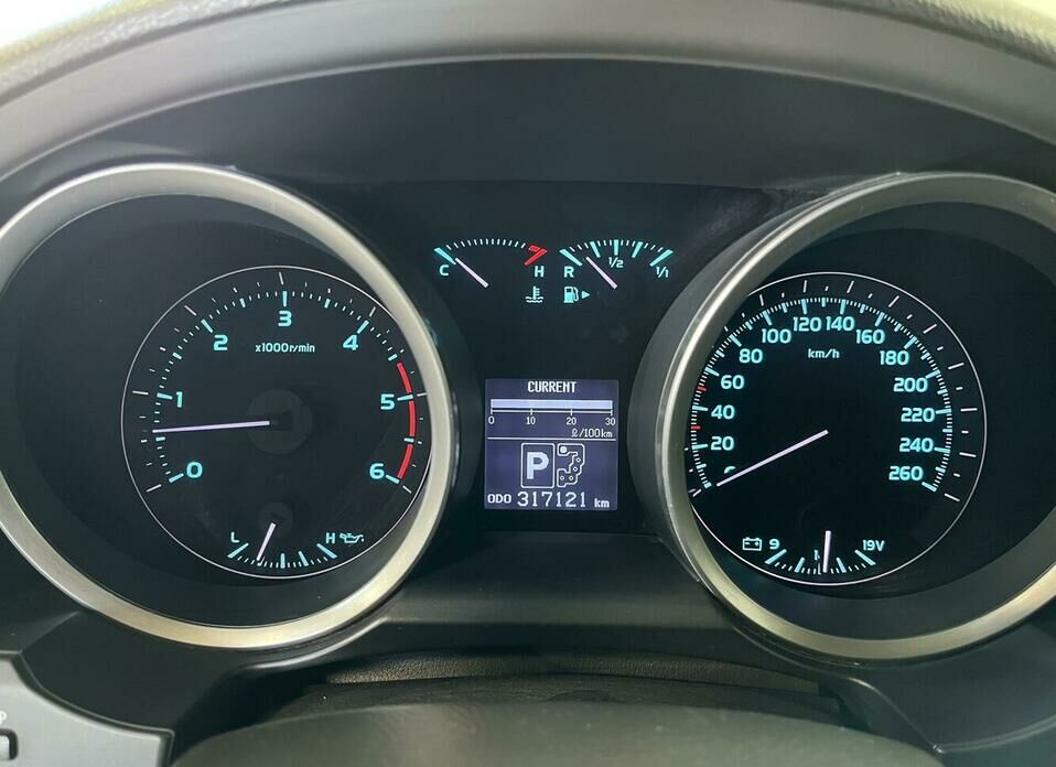 Toyota Land Cruiser 4.5d AT (235 л.с.) 4WD