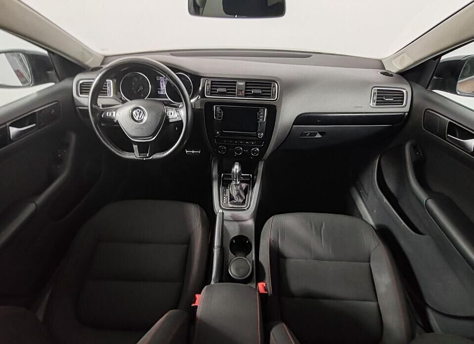 Volkswagen Jetta, VI Рестайлинг 1.4 AMT (125 л.с.)