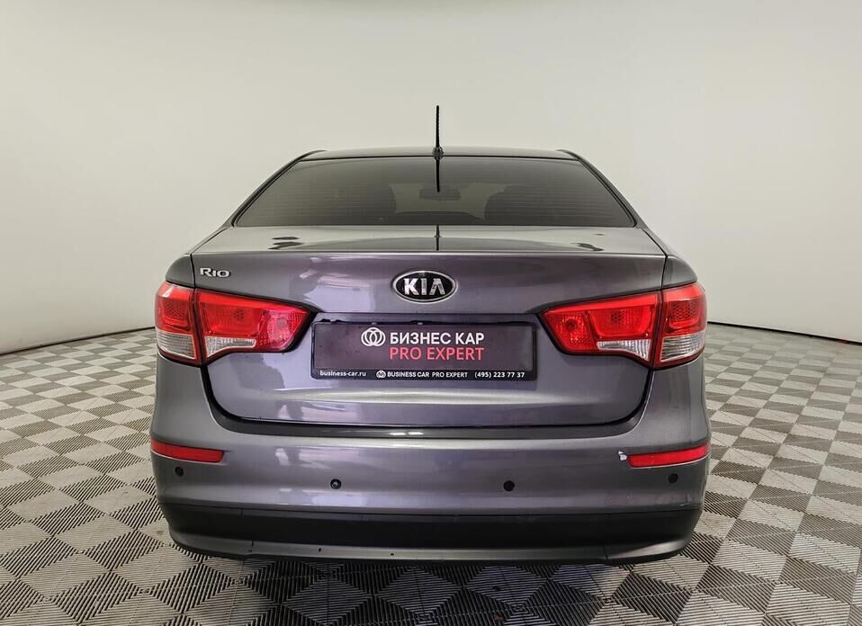 Kia Rio 1.6 MT (123 л.с.)