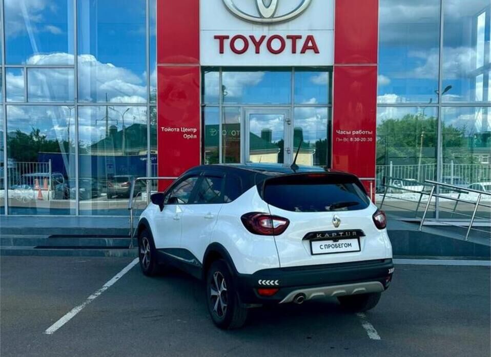 Renault Kaptur, I Рестайлинг 1.6 MT (114 л.с.)