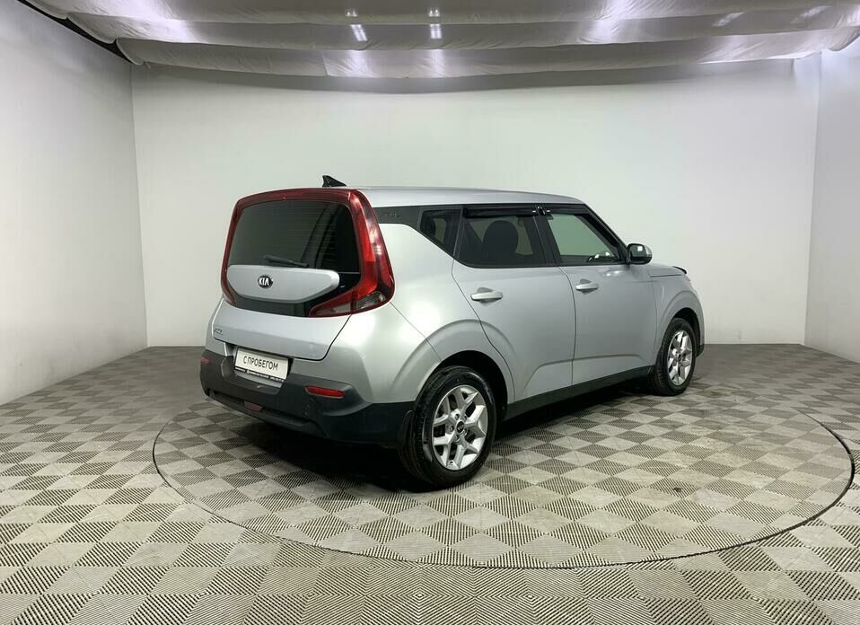 Kia Soul 1.6 MT (123 л.с.)