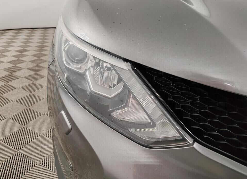 Nissan Qashqai, II 2.0 CVT (144 л.с.) 4WD