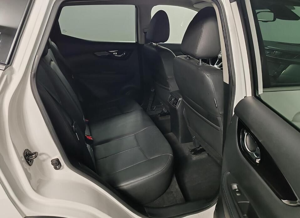 Nissan Qashqai, II Рестайлинг 2.0 CVT (144 л.с.) 4WD