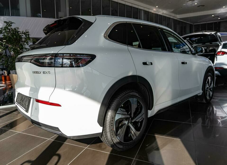 Geely EX5 Electro AT (160 кВт)